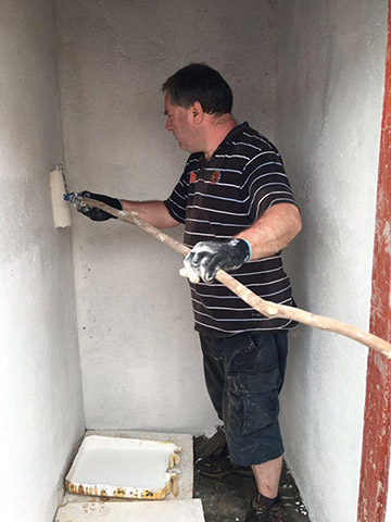 Painting the shower cubicles